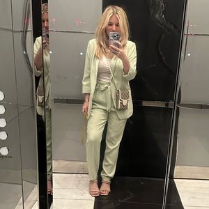 Meet your Posher, Morgan